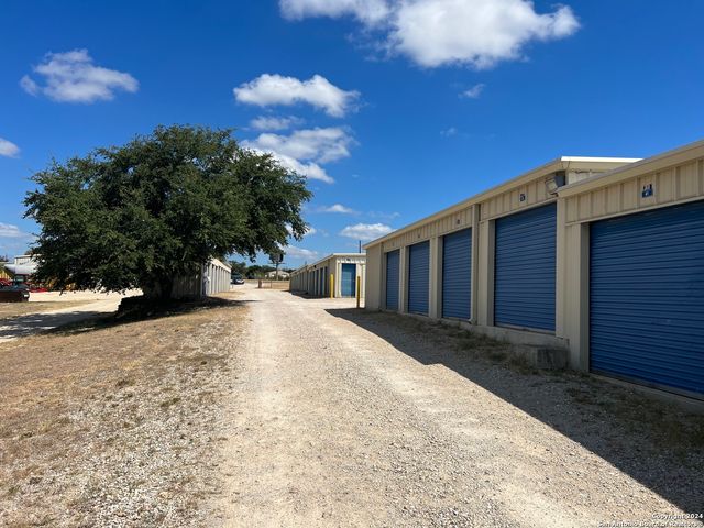 4112 State Highway 16, Bandera, TX 78003
