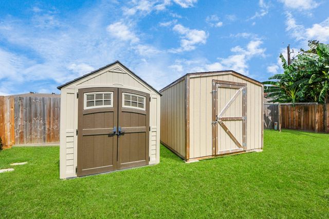 1110 E Brown Lane, Deer Park, TX 77536