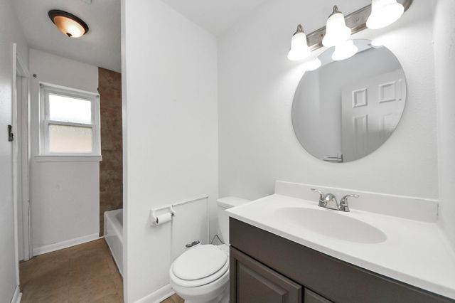 1110 E Brown Lane, Deer Park, TX 77536