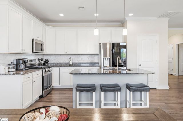 1407 Almaden Street, Boiling Springs, SC 29316