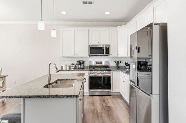 1407 Almaden Street, Boiling Springs, SC 29316
