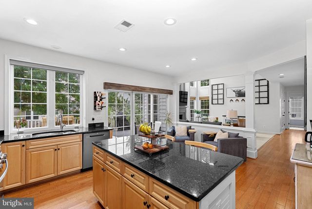 7721 MOVERN LN, Warrenton, VA 20187