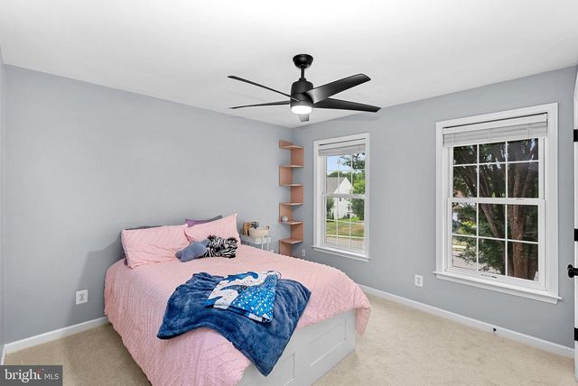 7721 MOVERN LN, Warrenton, VA 20187