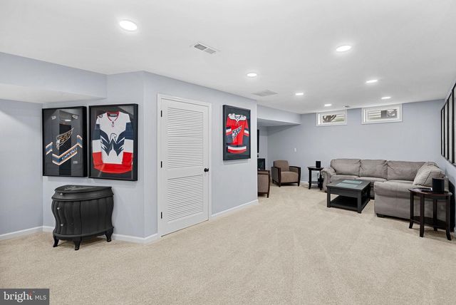 7721 MOVERN LN, Warrenton, VA 20187