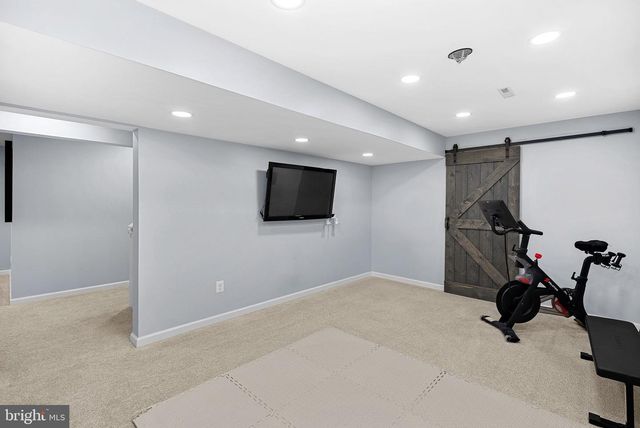 7721 MOVERN LN, Warrenton, VA 20187