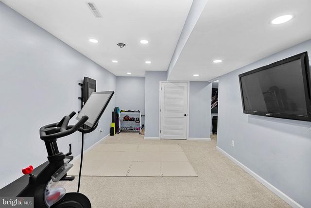 7721 MOVERN LN, Warrenton, VA 20187