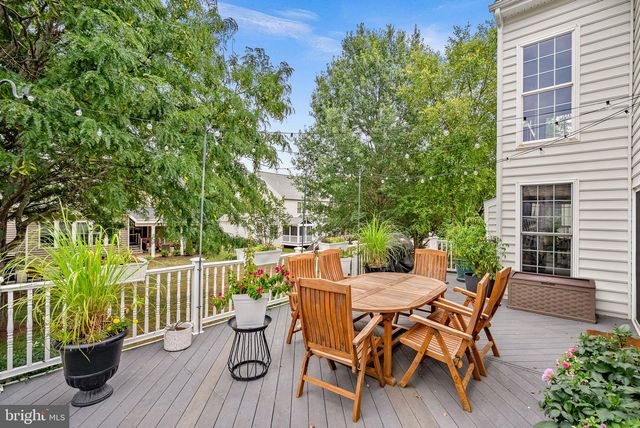 7721 MOVERN LN, Warrenton, VA 20187