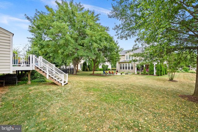 7721 MOVERN LN, Warrenton, VA 20187