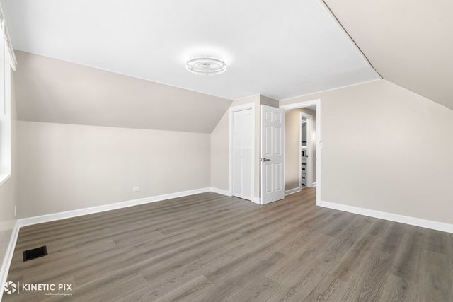 1412 W Broadview Avenue, Crete, IL 60417