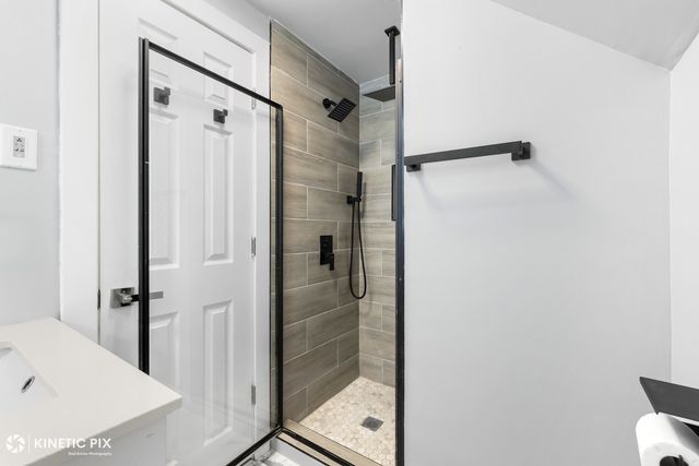 1412 W Broadview Avenue, Crete, IL 60417