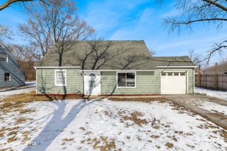 1412 W Broadview Avenue, Crete, IL 60417