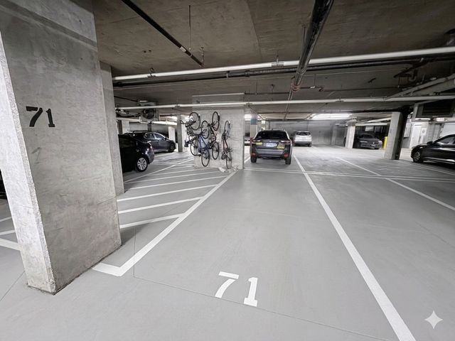 123 S Green Street 906B, Chicago, IL 60607