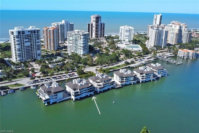 4400 Gulf Shore Blvd N Apt 203, Naples, FL 34103