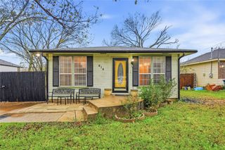 414 Thomas Street, Terrell, TX 75160