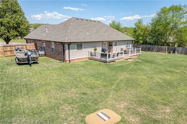 1207 Bur Place, Alma, AR 72921