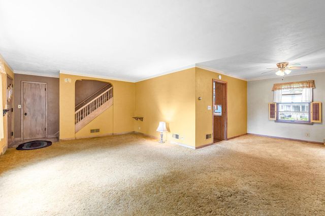 516 E School Street, Owatonna, MN 55060