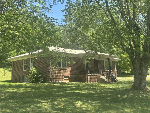 202 Maggart Rd, Elmwood, TN 38560