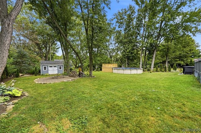 5 Ventura Drive, Orchard Park, NY 14127