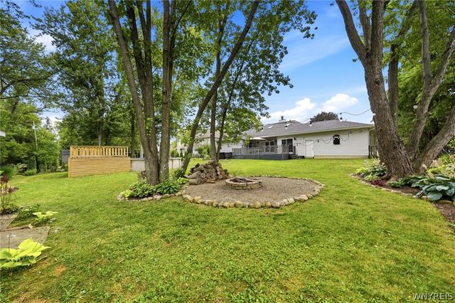 5 Ventura Drive, Orchard Park, NY 14127