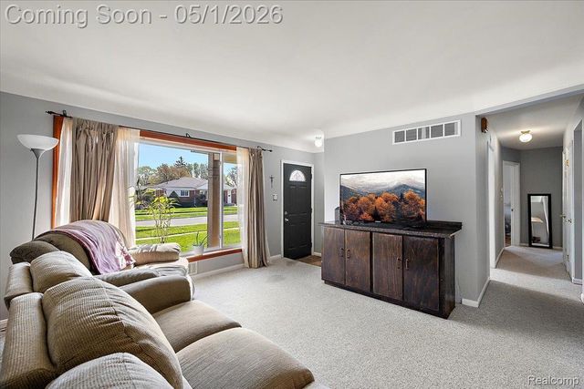 26313 Princeton Street, St. Clair Shores, MI 48081