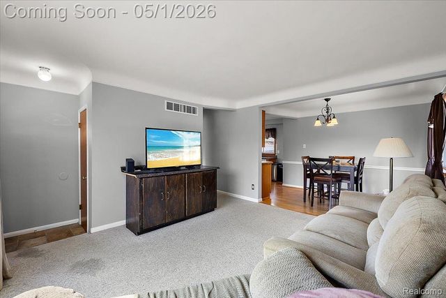 26313 Princeton Street, St. Clair Shores, MI 48081