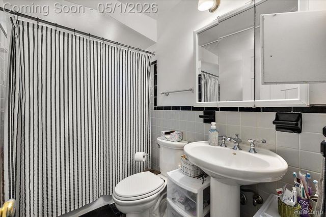 26313 Princeton Street, St. Clair Shores, MI 48081