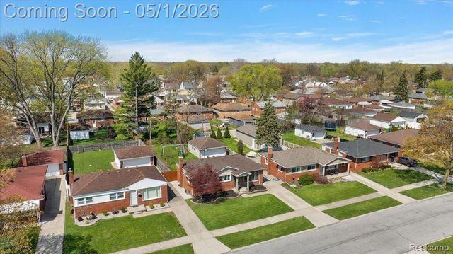 26313 Princeton Street, St. Clair Shores, MI 48081