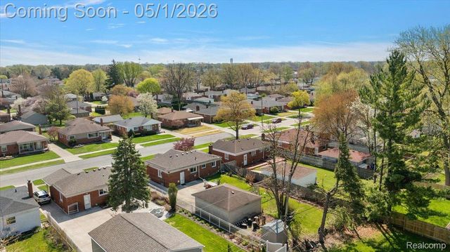 26313 Princeton Street, St. Clair Shores, MI 48081