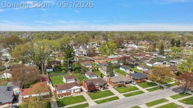26313 Princeton Street, St. Clair Shores, MI 48081