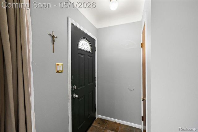 26313 Princeton Street, St. Clair Shores, MI 48081