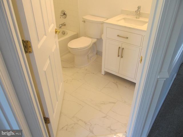 36 RIVER LN, Delanco, NJ 08075