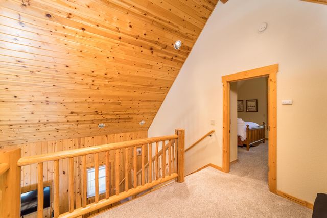 1612 Prairie Falcon Drive, Redmond, OR 97756