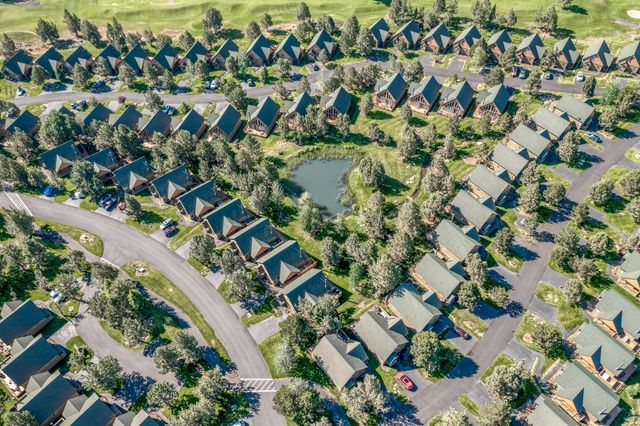 1612 Prairie Falcon Drive, Redmond, OR 97756