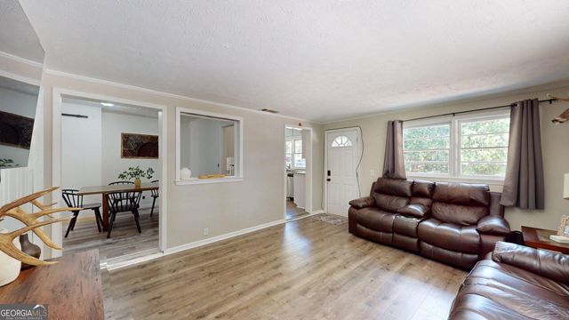 186 S Forest Avenue, Social Circle, GA 30025
