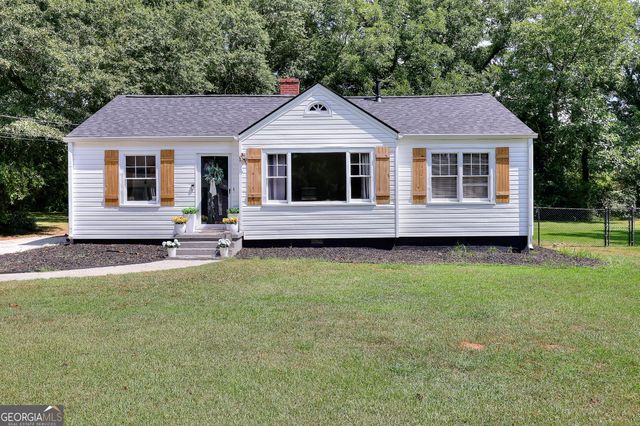 186 S Forest Avenue, Social Circle, GA 30025
