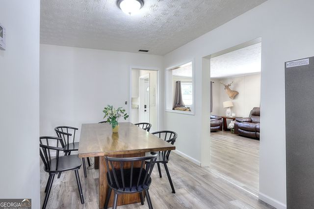 186 S Forest Avenue, Social Circle, GA 30025