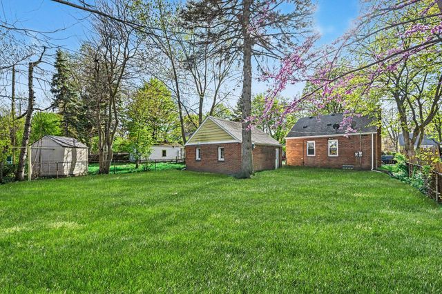 275 Dick Avenue, Pontiac, MI 48341