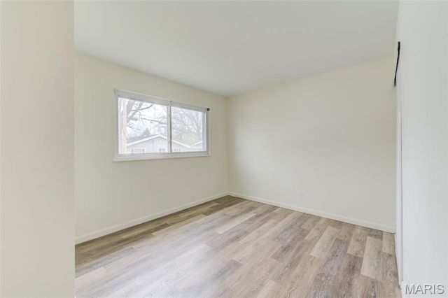 10127 Monarch Drive, Riverview, MO 63136