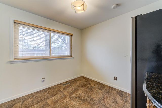 10127 Monarch Drive, Riverview, MO 63136