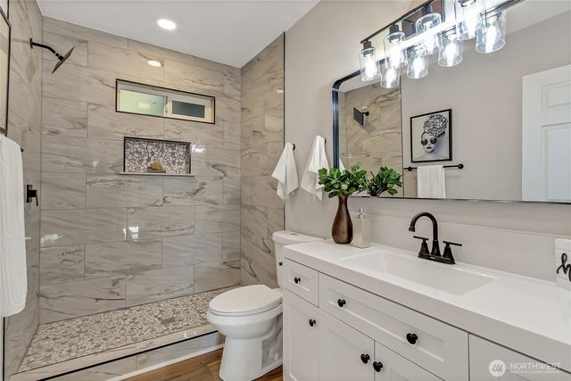 2411 Queets Avenue, Hoquiam, WA 98550