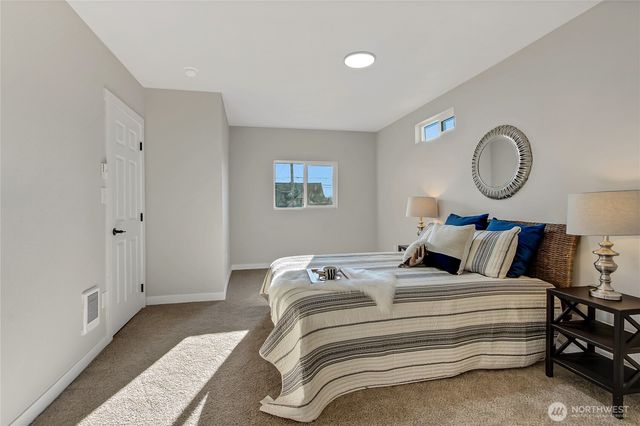 2411 Queets Avenue, Hoquiam, WA 98550