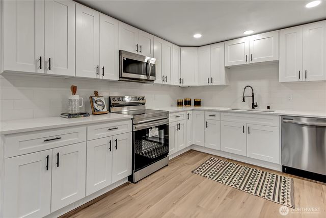 2411 Queets Avenue, Hoquiam, WA 98550