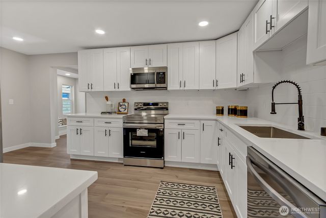 2411 Queets Avenue, Hoquiam, WA 98550