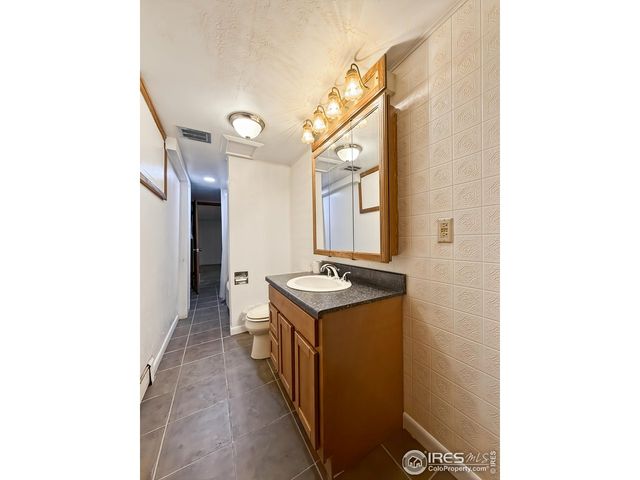 1695 6th St, Limon, CO 80828