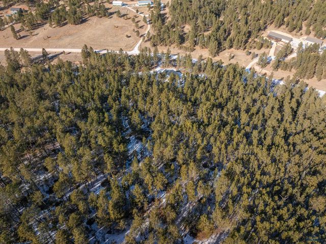 11937 MOUNTAIN LION LN, Hot Springs, SD 57747