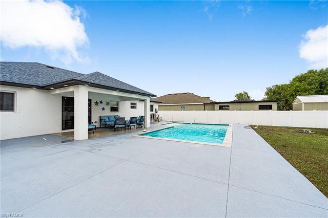 1203 NW 4th ST, Cape Coral, FL 33993