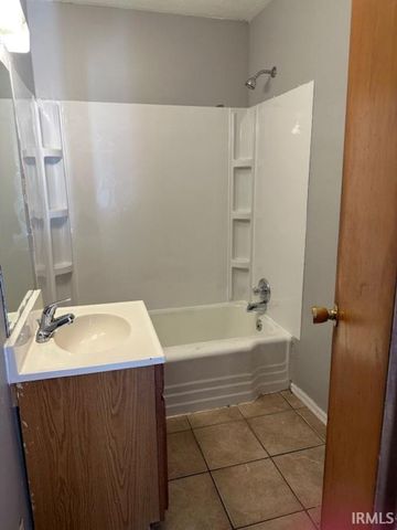 1302 N Woodburn Avenue, Bloomington, IN 47404