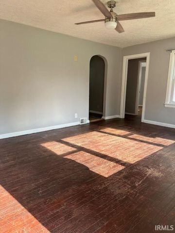 1302 N Woodburn Avenue, Bloomington, IN 47404