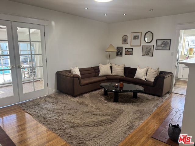 4900 Ethel Avenue, Sherman Oaks, CA 91423