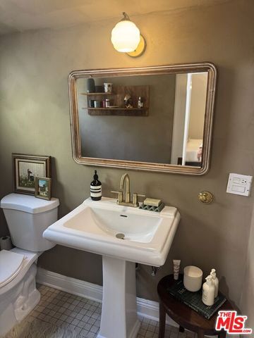 4900 Ethel Avenue, Sherman Oaks, CA 91423